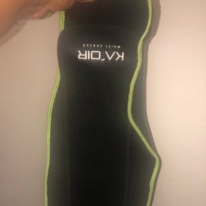 Waist shaper/trainer